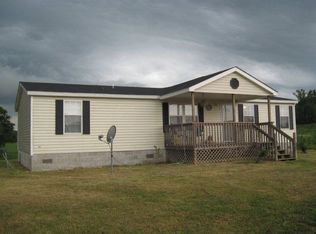 442 Greenbriar Rd, Hilham, TN 38568