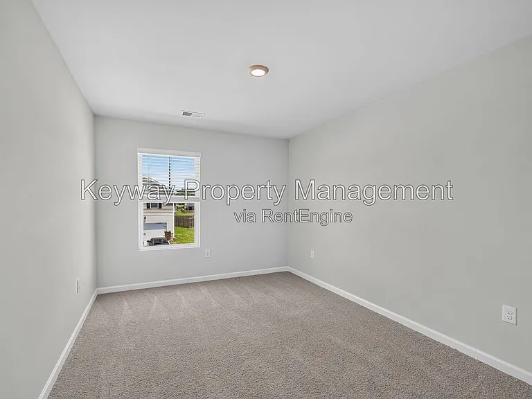 411 Shipwreck Dr — Photo 33