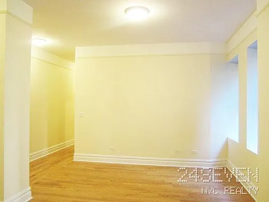 Rented by 24 7 NYC Realty Inc. | media 32