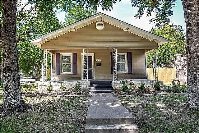 1st image of 3624 El Campo Ave