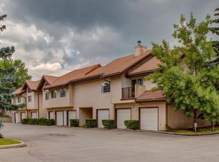 1997 E Sirocco Dr SW #809, Calgary, AB T3H3E6