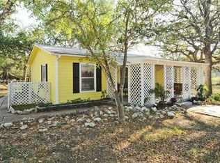 364 Union Chapel Rd, Cedar Creek, TX 78612