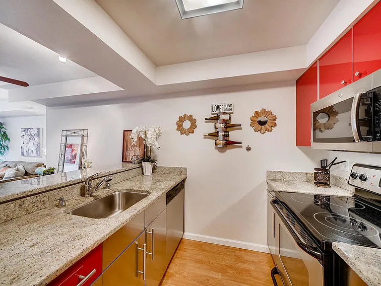 530 Melrose Ave E #507 — Photo 10