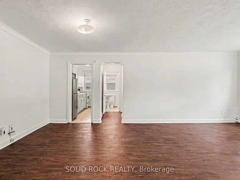 726 Edison Ave #2 — Photo 2