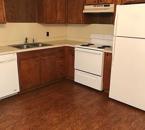 3rd image of 216 Karem Cir