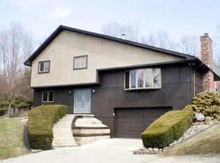 237 Charlies Rd, Smithton, PA 15479