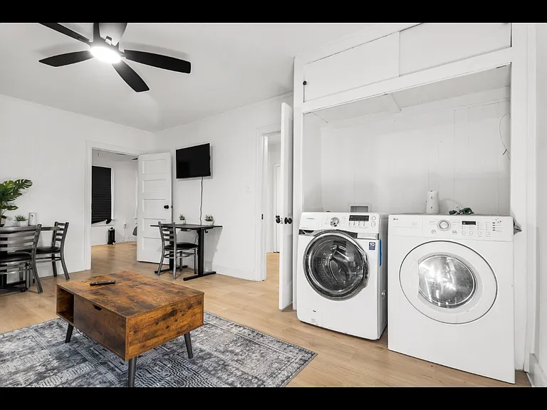 2807 Breeze Ter #B — Photo 5