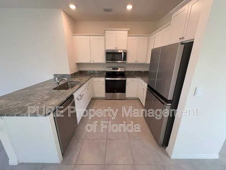 5416 NW 46th Lane Rd — Photo 17