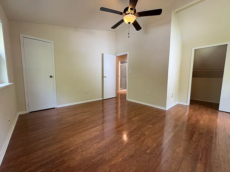 12905 Atlantic Ave — Photo 19