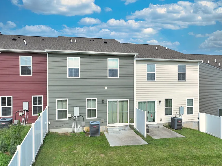 266 Dartmoor Pl — Photo 49