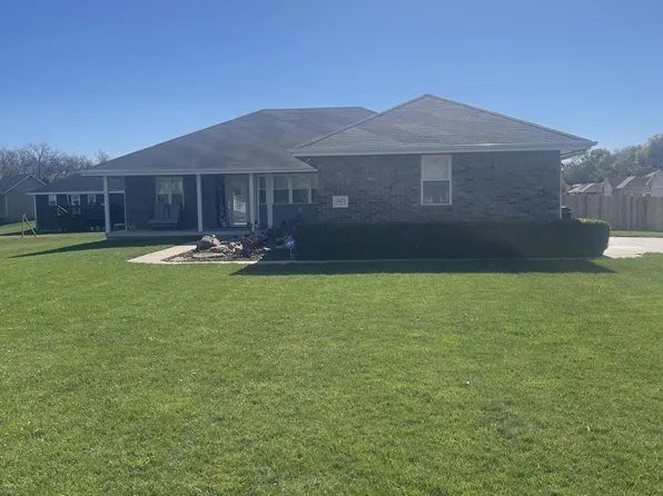 3411 SW 48th St, Topeka, KS 66610