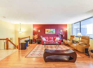 1022 Harmon Cove Tower, Secaucus, NJ 07094