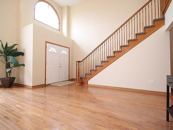 2nd image of 2224 Donegal Dr