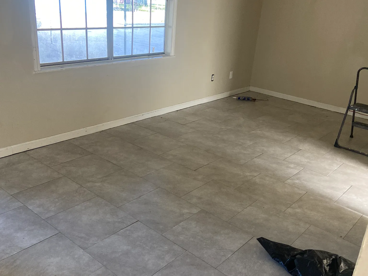 3 bed, 1200 sqft, $850 — Photo 4