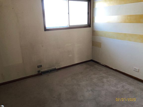 4th image of 15825 Dante Dr