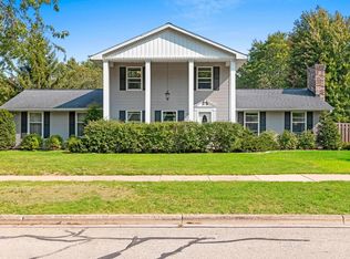 103 Zita St, De Pere, WI 54115