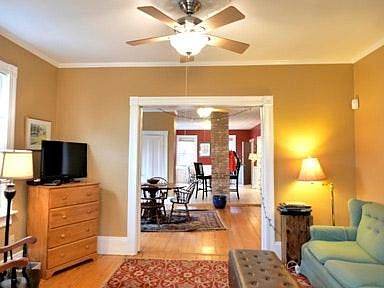 1st image of 118 Willow St #1