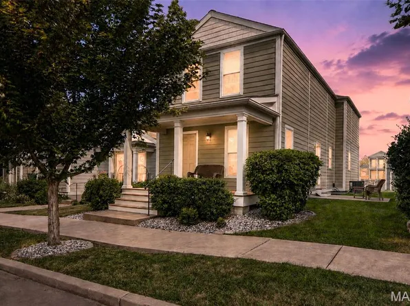 4009 Broad St, Saint Charles, MO 63301
