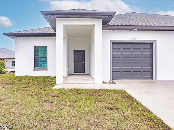 2nd image of 5045-5047 Locke Ln