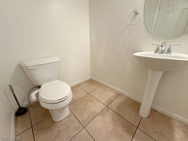 6356 Tomahawk Mill Ct — Photo 12