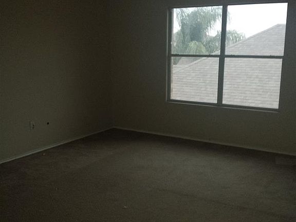 5th image of 10504 New River Dr