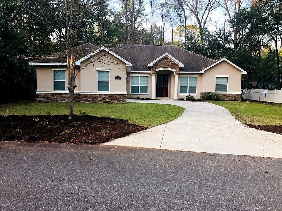 1st image of 3844 SW 21st Dr