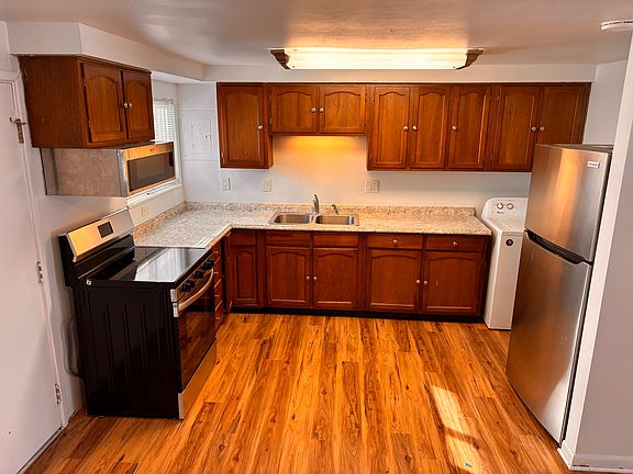 2nd image of 2300 Kajean Ave