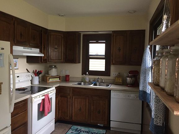 5th image of 27023 Oakmead Dr