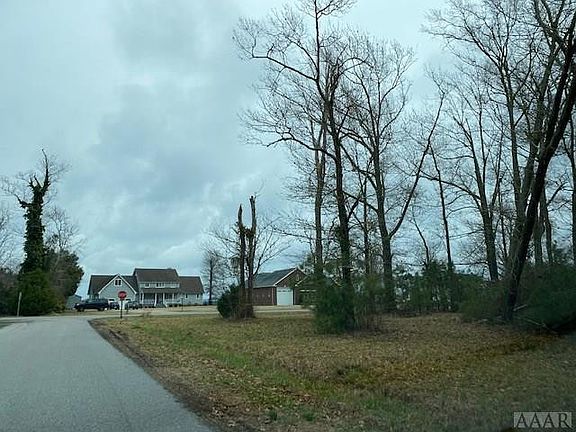 5th image of 601 Small Drive