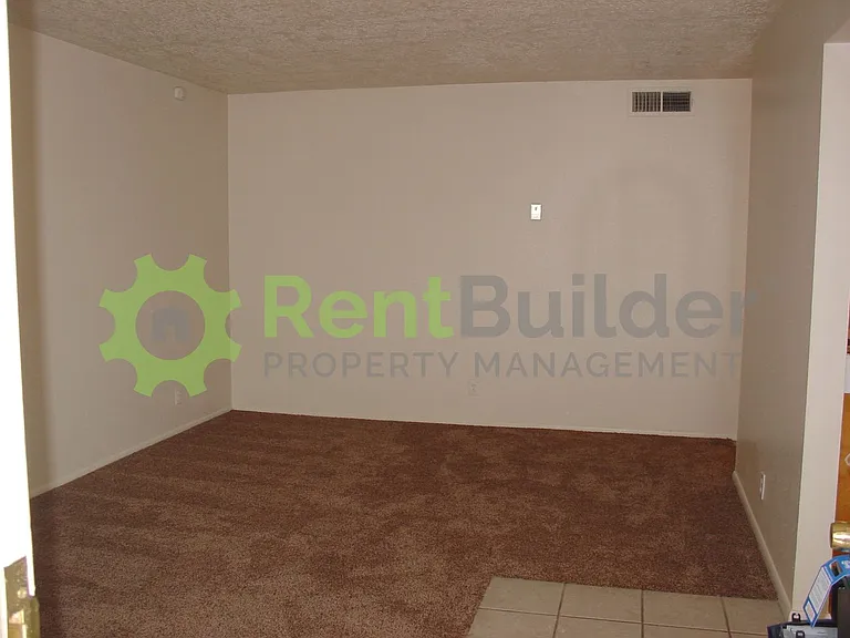 205 Vassar Dr SE — Photo 12