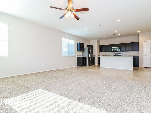 4th image of 31012 W Mulberry Dr
