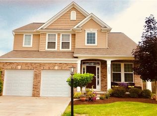 17463 Woodshire Dr, Strongsville, OH 44149
