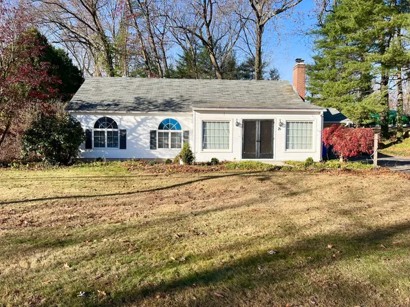 75 Fleetwood Road, Bristol, CT 06010