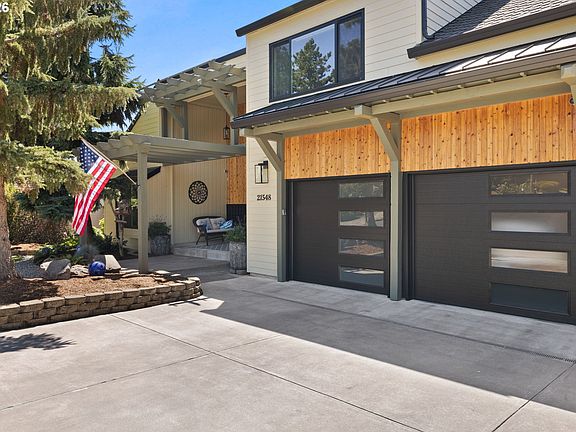 3rd image of 21548 NE Lachenview Ln