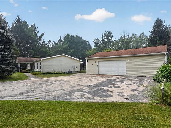 5th image of 11344 Dixon Rd