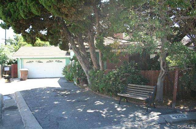 1st image of 12225 Sheridan Ln
