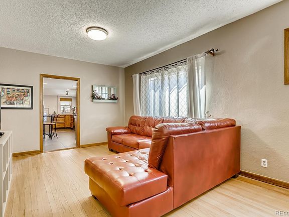 3rd image of 438 S Humboldt St