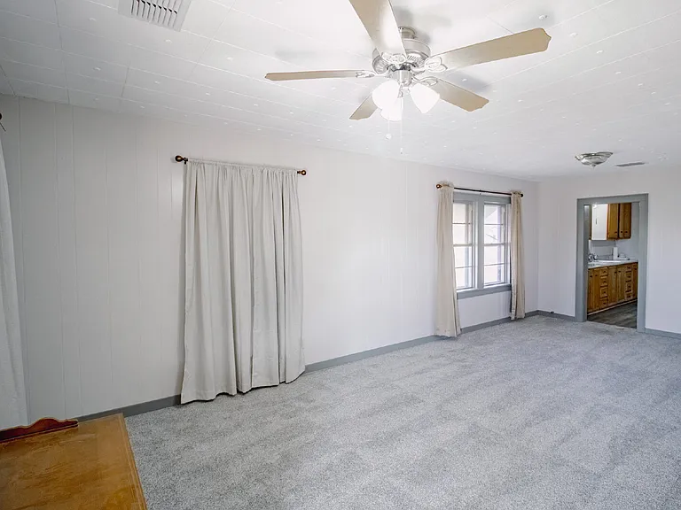 3114 Baylor St — Photo 4