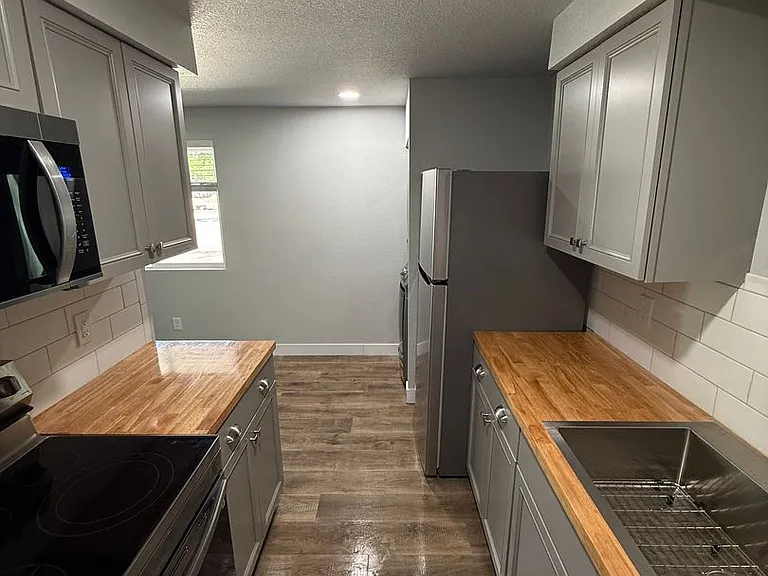 601 Beatty St — Photo 18