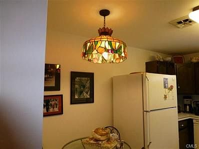 3rd image of 180 Gillies Ln