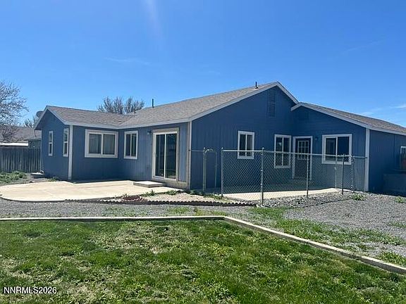 2nd image of 120 Maple Dr