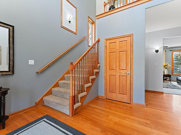 4th image of 7382 Emerson Ct