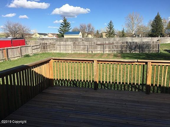 5th image of 332 Highridge Cir