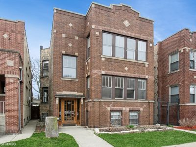3842 N Mozart St, Chicago, IL, 60618