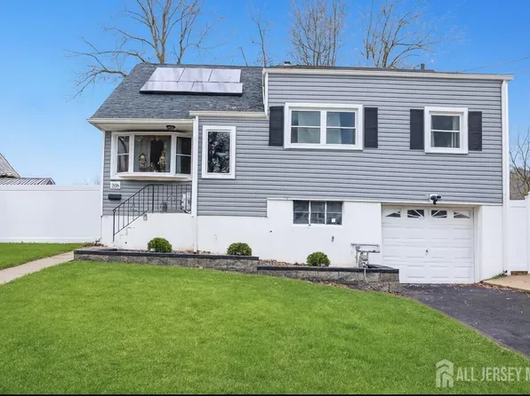 206 Arlington Dr, Fords, NJ 08863