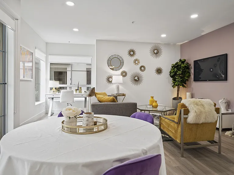 Living at NoHo — Photo 54