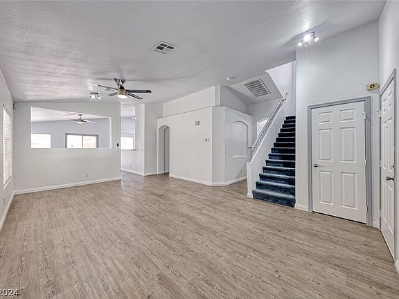 3rd image of 2329 Buffalo Run Ave