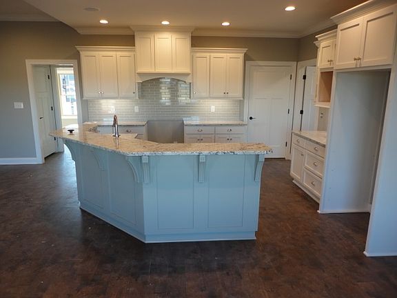 4th image of 3276 S Glen Gables Blvd
