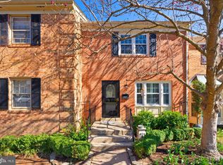 4533 Maxfield Dr, Annandale, VA 22003