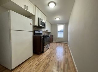 11 Rose Ave FLOOR 2, Jersey City, NJ 07305